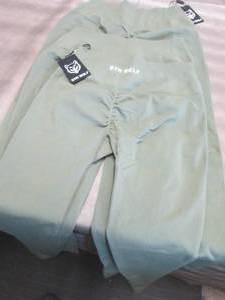 lot 363 image: 3- NWT Gym Wolf XL High Waist Scrun...