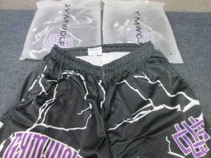 lot 374 image: 3 Pair Mens Large Gym Wolf Athleti...