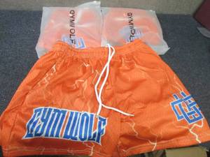 lot 380 image: 3 Pair Mens Small Gym Wolf Athleti...