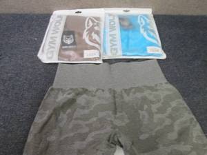 lot 385 image: 3 Pair Ladies Large Contour Camo Sh...