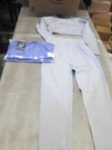 lot 400 image: 2 Large Gym Wolf Yoga Sets NWT...