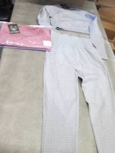 lot 404 image: 2 Large Gym Wolf Yoga Sets NWT...