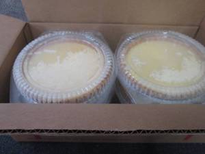 lot 427 image: CC 6-FROZEN 8 inch Table Talk Custa...