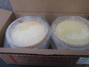 lot 429 image: CC 6-FROZEN 8 inch Table Talk Custa...