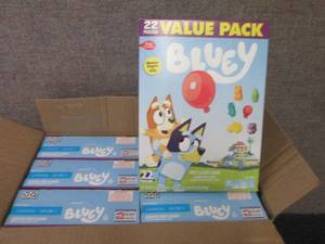 lot 436 image: 6- 22 ct Bluey Fruit Snacks...