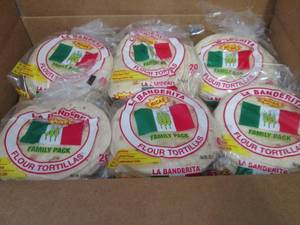 lot 450 image: 12- 22.5 oz LaBanderita Flour Torti...