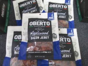 lot 469 image: 5- 2.25 oz Oberto Applewood Bacon J...