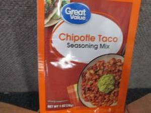 lot 473 image: 12- 1 oz Great Value Chipotle Taco ...