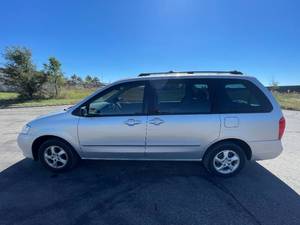 2002 MAZDA MPV ES - 2 OWNERS