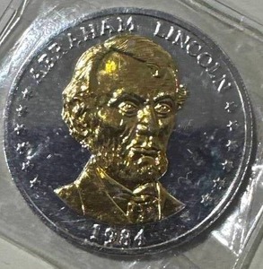 lot 50 image: Abraham Lincoln 1984 Round