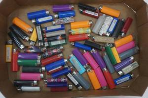 lot 4 image: Bic lighter lot