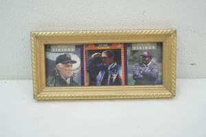 lot 67 image: Minnesota Vikings trading cards