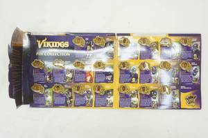 lot 78 image: Vikings 2006 pin collection