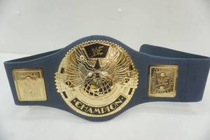 lot 90 image: WF champion toy belt