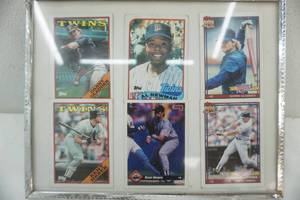lot 99 image: Mn Twins trading cards, framed, Al Newman, Dan Gladden and other
