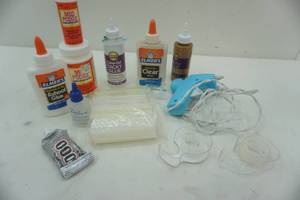 lot 108 image: Crafting glues and glue gun