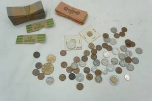 lot 114 image: Coin lot, Indianhead, buffalo, wheat, Canadian and coin sleeves