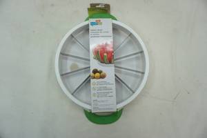 lot 155 image: Melon slicer