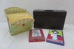 lot 165 image: Photo albums and greeting card file