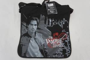 lot 170 image: Vampire Diaries bag