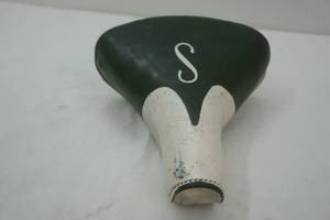 lot 183 image: vintage Schwinn seat