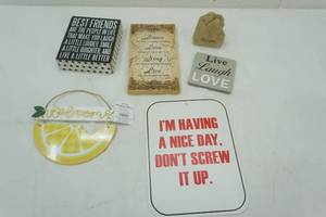 lot 197 image: Decor plaques, sayings