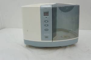 lot 216 image: Sunbeam room humidifier