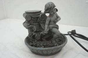 lot 218 image: table top fountain