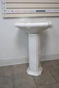 lot 226 image: pedestal sink