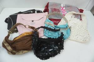 lot 227 image: hand bags