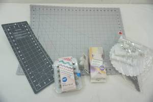 lot 244 image: Fiskars cutting boards