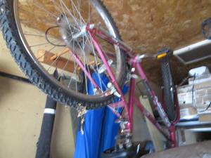 Womens Huffy Mountain bike...