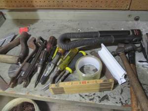 Screwdrivers, ball peen hammers, go...