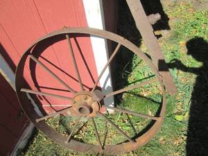 Antique 33 Metal wagon wheel...