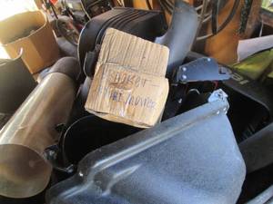 Bundle of riding and push lawnmower...