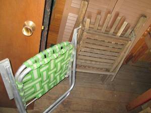 Outdoor Patio and lawn chair trio...