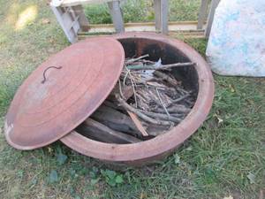 Metal Fire pit with trash can style...