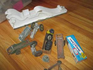 Antique Ertl farm Tractor and imple...