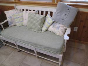 Vintage wood 3-person Porch bench w...