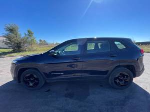 2016 Jeep Cherokee Sport - 77,801 MILES