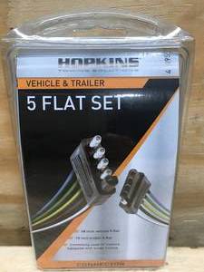 lot 82 image: Hopkins Towing Solutions 5 Flat Set Connector 1001248.14