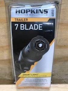lot 85 image: Hopkins Towing Solutions 7 Blade Trailer Connector 10012411.39