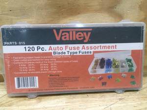 lot 120 image: Valley 120 Pc. Auto Fuse Assortment - Blade Type Fuses