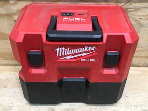 lot 162 image: Milwaukee M12 Fuel Brushless 1.6 Gal WetDry Vacuum - Tool Only