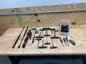 lot 138 image: Lot of Miscellaneous Tools