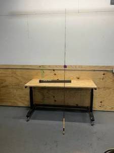 lot 27 image: CABELAS Stowaway 9 6pc Fly Rod