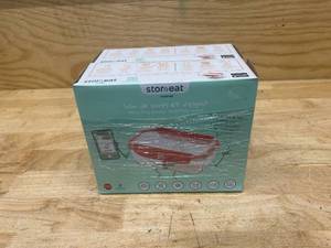 lot 183 image: Lot of 2 Storage Containers