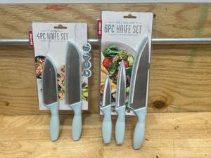 lot 191 image: Lot of 2 Knife Sets