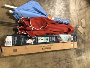 lot 44 image: Lot of Assorted Umbrellas Various Models and Conditions  Customer Returns See Pictures