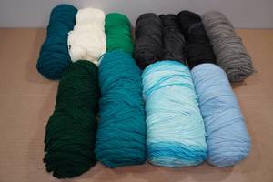lot 223 image: 11 Rolls of Yarn